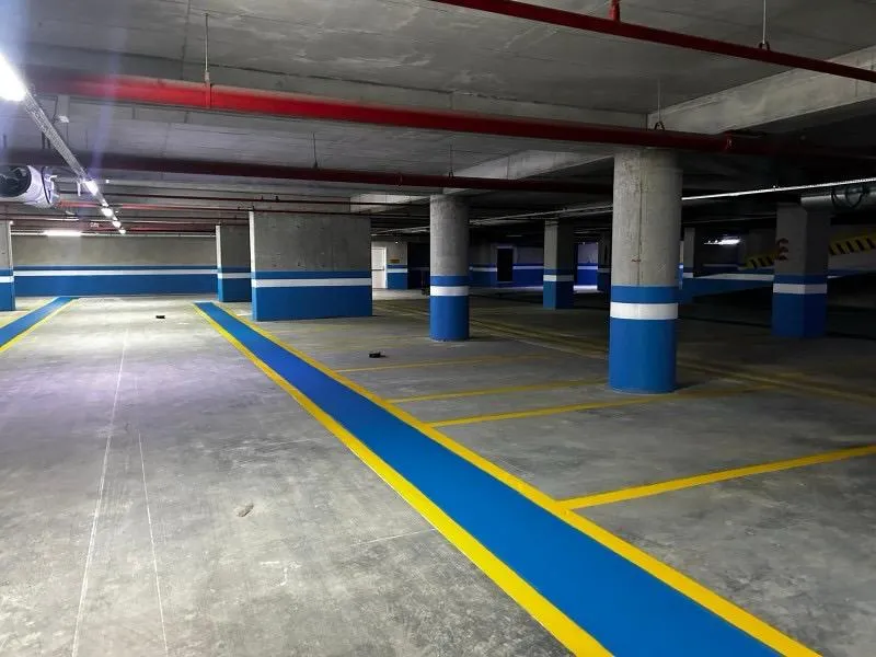 Alt geçit duvar koruma ve yol boyası — Aksoy Trafik saha çalışması